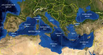Mittelmeer mit Beschriftung der Teilmeere - Luftaufnahme